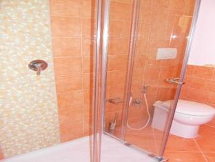 Bathroom 5, B&B RELAX, Roma