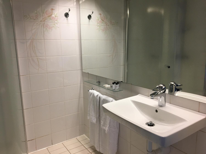 Bathroom 3, Hotel Smaland, Vaggeryd