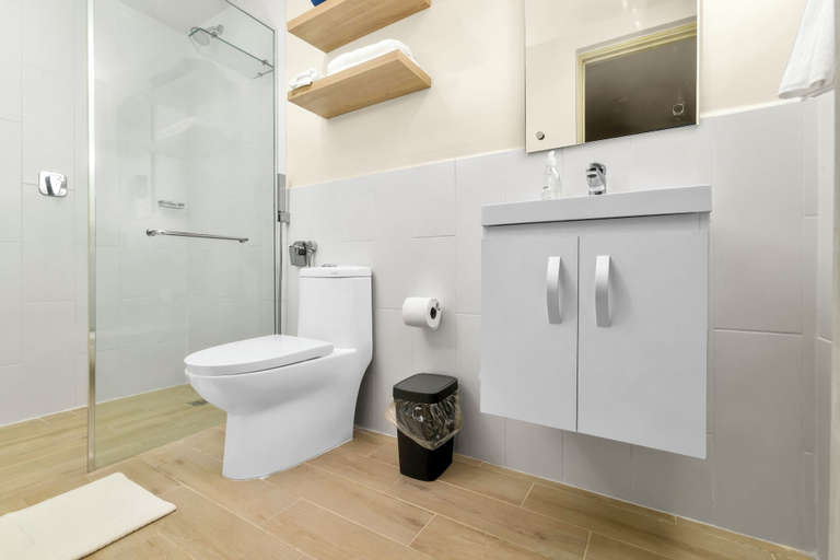 Bathroom 4, Surfside Beachfront Suites by Playa Caracol Resorts, Chame