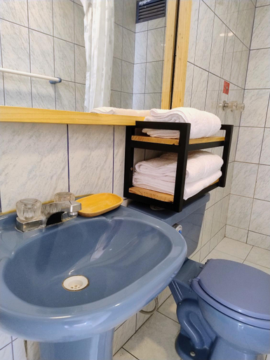 Bathroom 4, Central Market Hotel San Pedro, Cusco