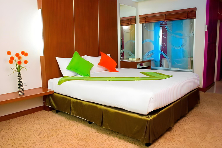 Bedroom 2, V-One Hotel Korat, Muang Nakhon Ratchasima