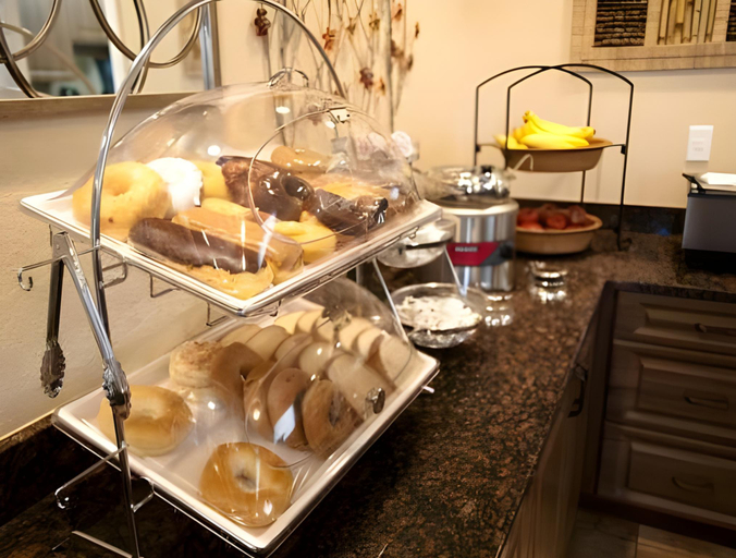 Food & Drinks 4, St. George Inn and Suites, Washington
