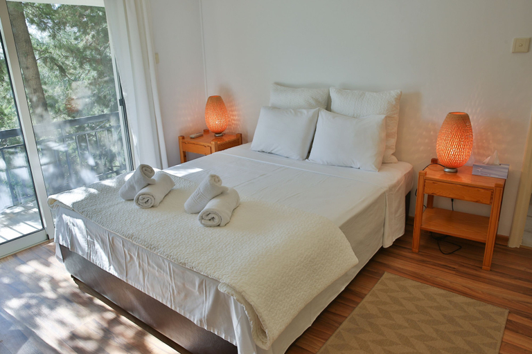 Room 3, Nestor Hillside House
