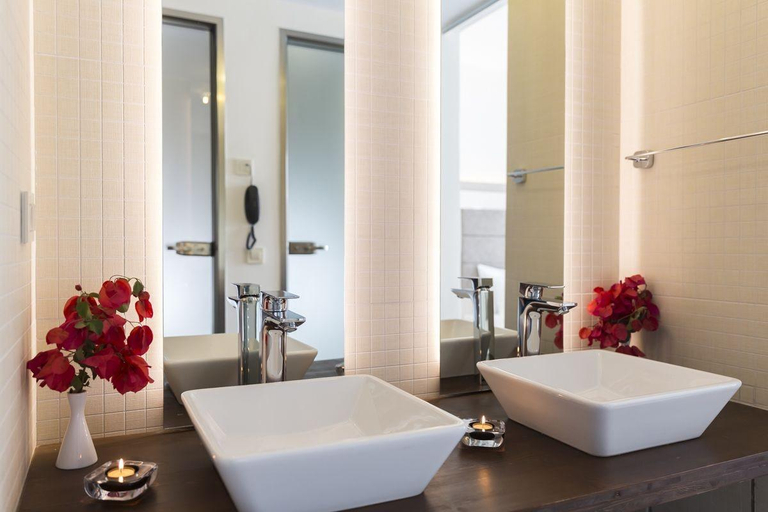 Bathroom 4, Sunshine Rhodes, South Aegean