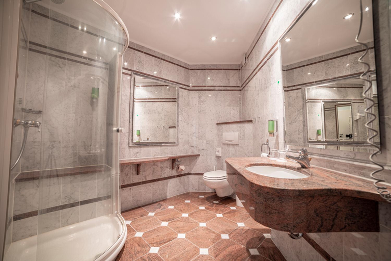 Bathroom 2, Eventhotel Moment, Friesland