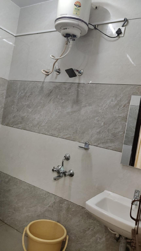 Bathroom 2, Nandan Elite, Mysore
