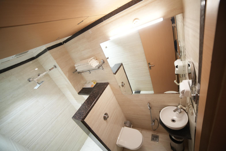 Bathroom, Hotel Vagmi, Varanasi