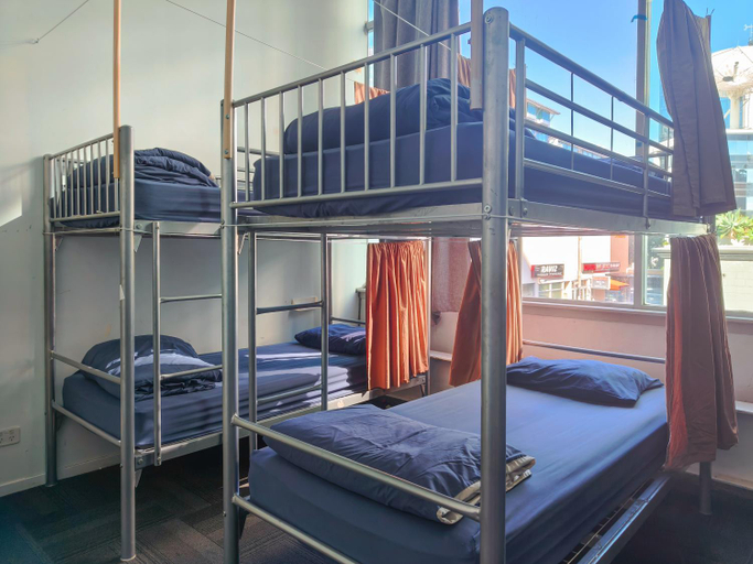 Bedroom 2, Metro Adventurer Backpackers, Waitakere