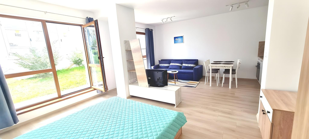 Others 4, Panoramic Sea View Studio - Perfect for Couples, Varna