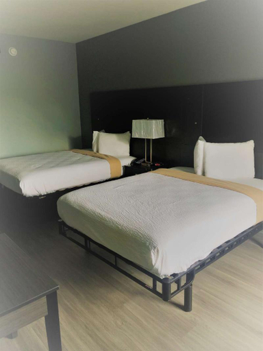 Bedroom 3, Riverfront Inn, Horry