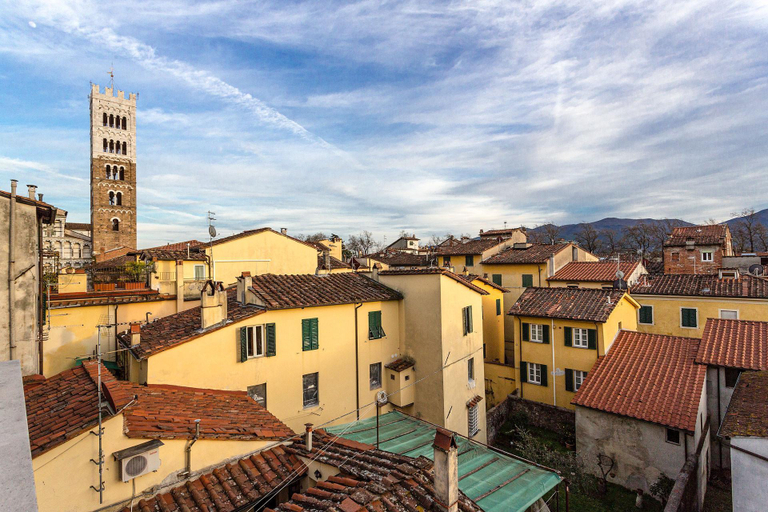 Others 4, Casa Cachi 3 in Lucca, Lucca