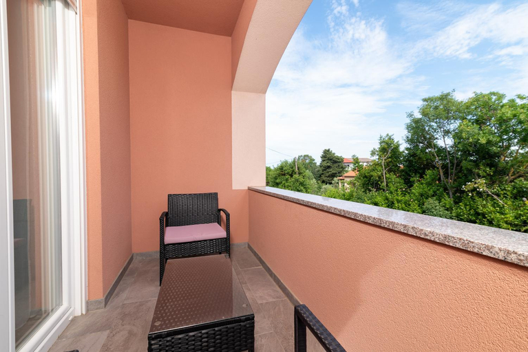 Others 5, Family-friendly apartments with swimming pool Pula - 21314, Pula
