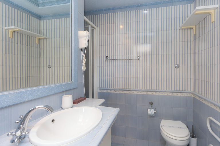 Bathroom 3, Rental in Rome Trevi Luxury Penthouse, Roma