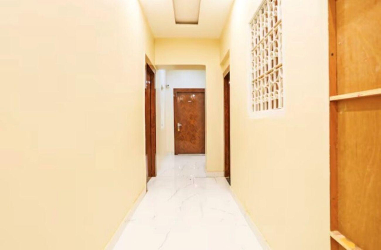 Public Area 5, Vrrinda, Varanasi