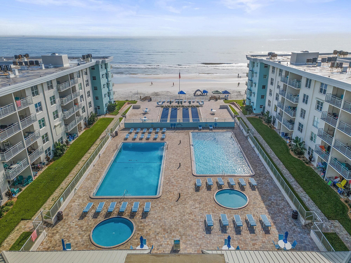 Sport & Beauty 3, Sea Coast Gardens II 513, Volusia