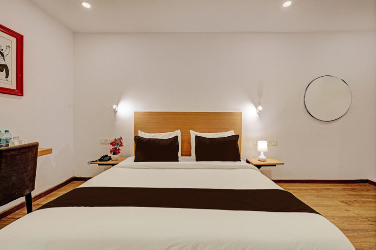 Room 5, Classic Navya International Ramamurthy, Bangalore