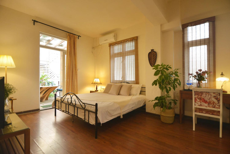 Bedroom 2, Xiamen Gulangyu Bayview Hotel, Xiamen