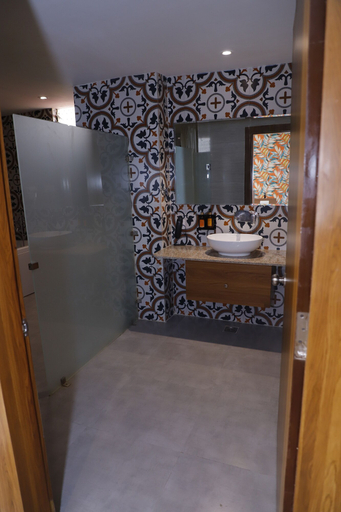 Bathroom 3, Simcha Island By Crafted Celebration, Indore