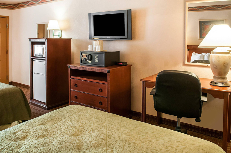 Bedroom 3, Quality Inn & Suites Las Cruces - University Area, Dona Ana