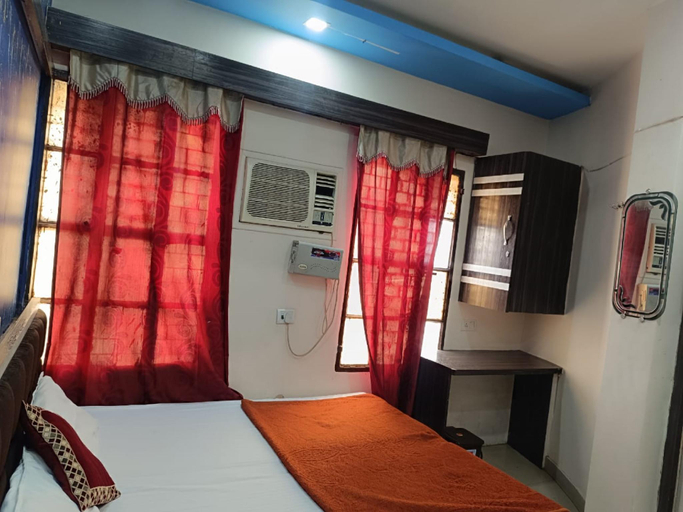 Bedroom 3, Goroomgo H.M International Varanasi, Varanasi