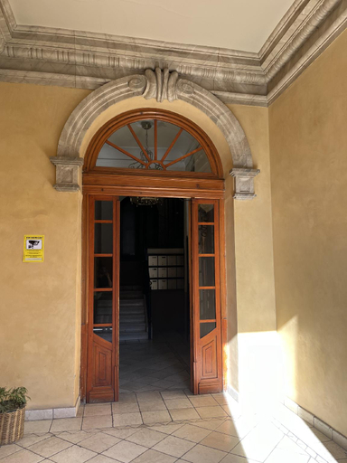 Others 2, Luxury Apartment in Historic Center, Madrid