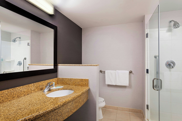 Bathroom 4, Courtyard Marriott Aksarben Village, Douglas