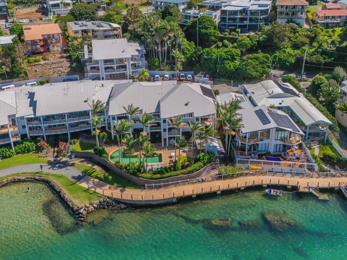 Exterior & Views 2, Waterfront at Sunrise Cove, Tweed Heads