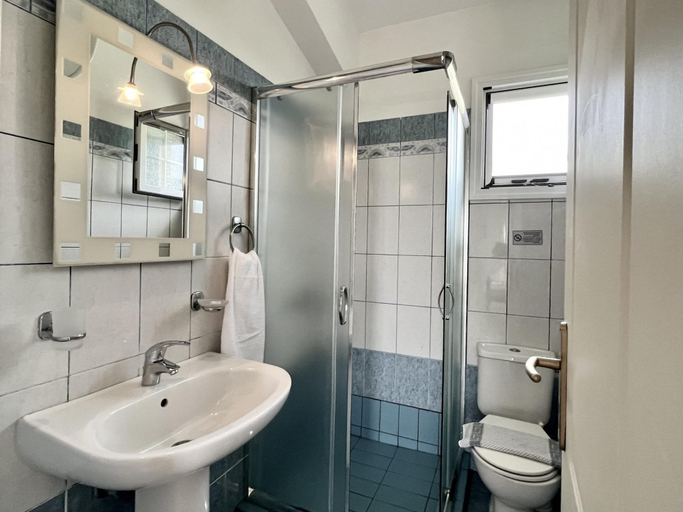 Bathroom 3, Villa Hera in Spartia, Ionian Islands
