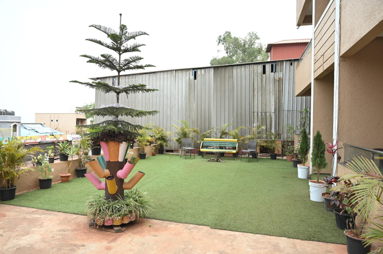 Others 4, Hotel Sahyadri Executive, Satara