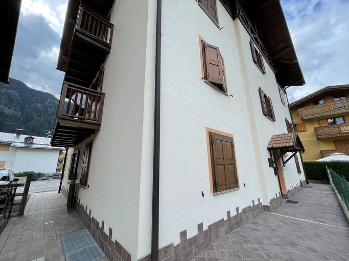 Room 5, 032 Luminosa Mansarda Pinzolo, Trento
