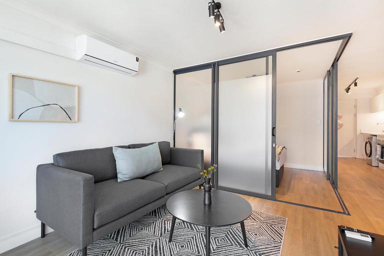Others 5, Newlands Peak Apartments, City of Cape Town