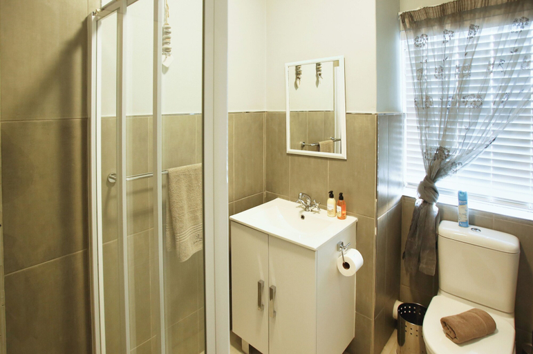 Bathroom 4, Bella Casa, Langebaan 4-Sleeper, West Coast