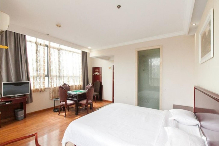 Bedroom 5, GreenTree Inn (Wuxi Yangjian Xihu Road), Wuxi