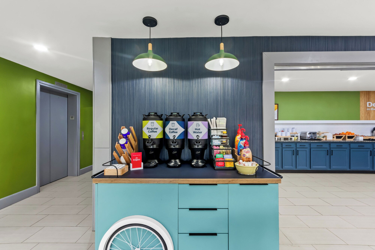 Food & Drinks 5, Spark by Hilton Lexington Hamburg, Fayette