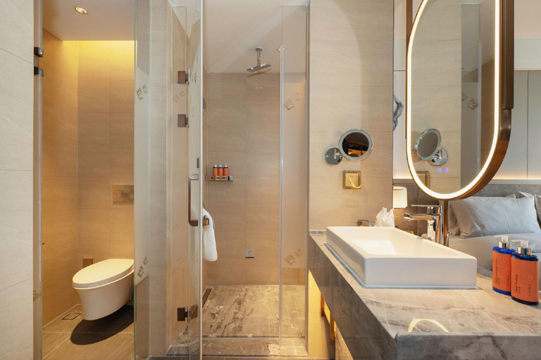 Bathroom, Renjoy Hotel Shanghai Huayi, Shanghai
