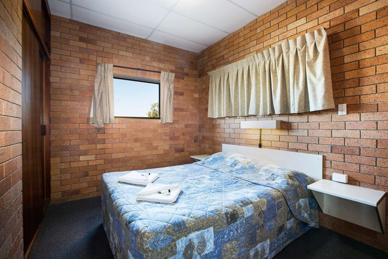 Bedroom 4, Villa Noosa Hotel, Noosa - Noosa-Noosaville
