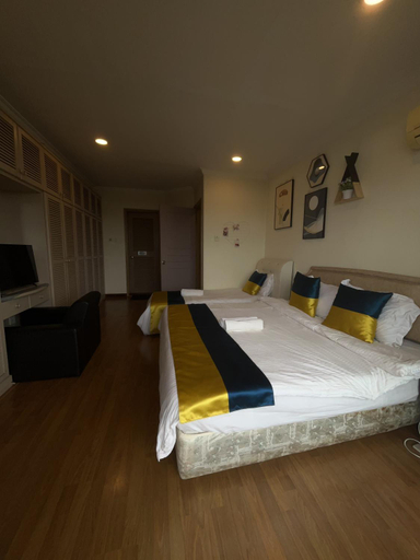 Bedroom 2, Riverbank suites level 12, Kuching