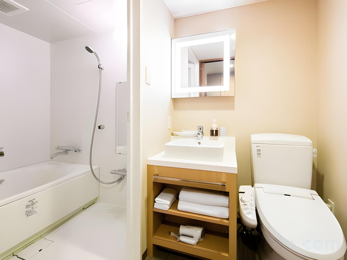 Bathroom 4, kyoto ITOYA hotel, Kyoto