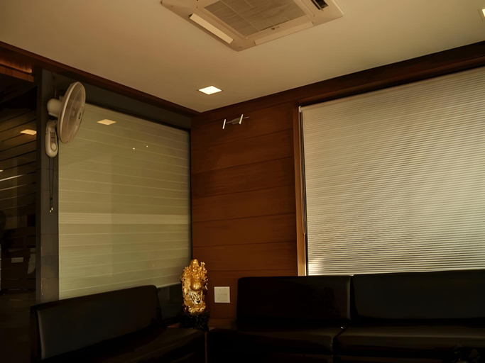 Public Area, Hotel The Royal Plaza, Ahmadabad