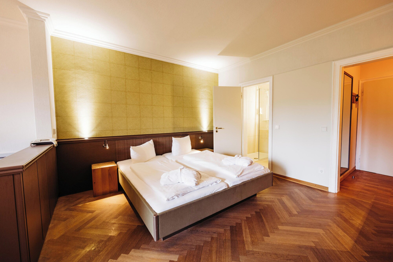 Bedroom 4, Berghotel Hoher Knochen, Hochsauerlandkreis