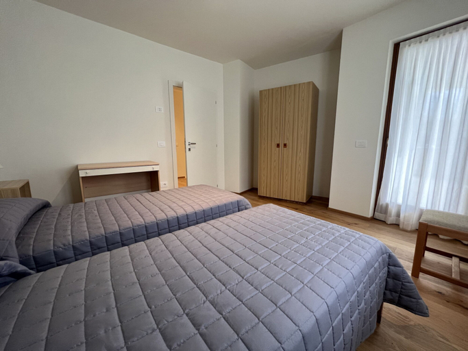 Room 3, 085 Trilocale Duplex Giustino, Trento