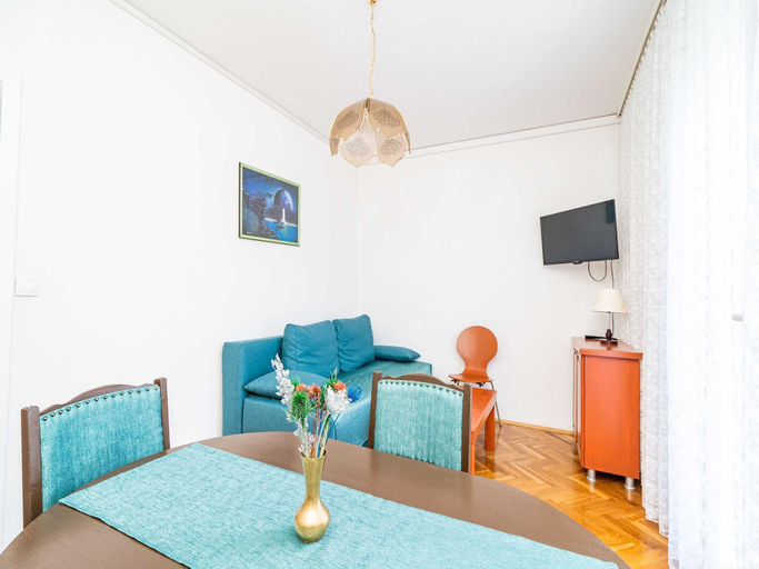 Others 4, bedroom apartment with balcony, Dubrovnik