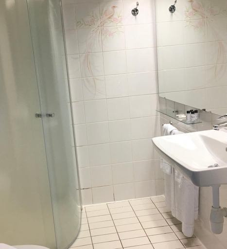 Bathroom 3, Hotel Smaland, Vaggeryd