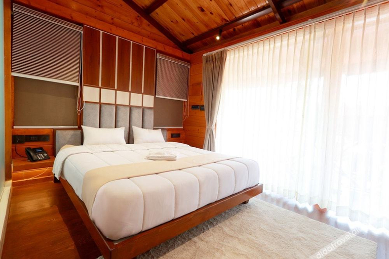 Bedroom 2, Wooden ECR Sea Resort, Viluppuram