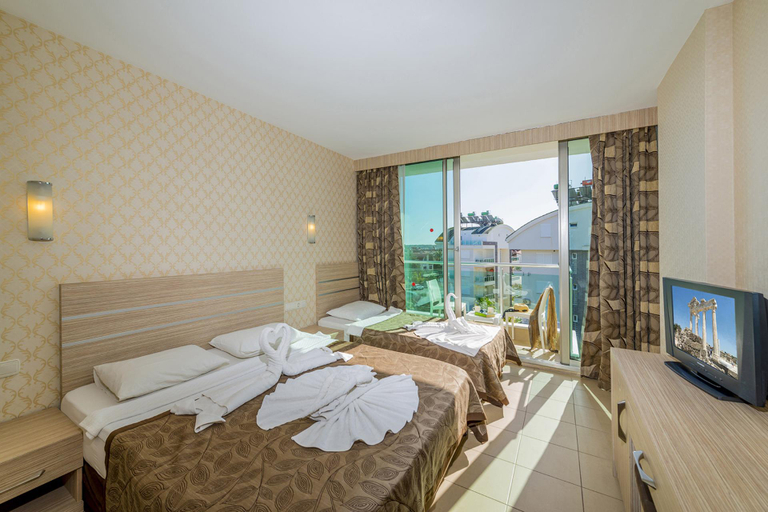 Bedroom 2, Side Lowe Hotel, Manavgat