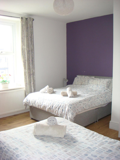 Bedroom 2, Salmon Leap Hotel, North Yorkshire