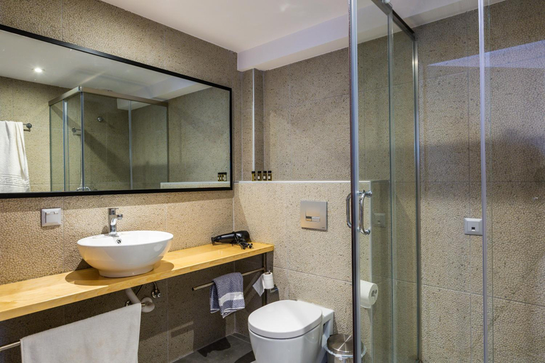 Bathroom, T Hotel Premium Suites, Crete