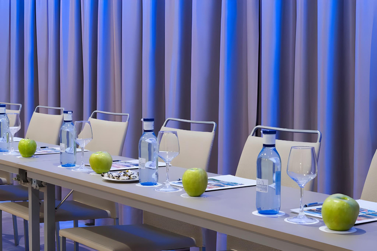 Food & Drinks 5, Elba Madrid Alcala, Madrid