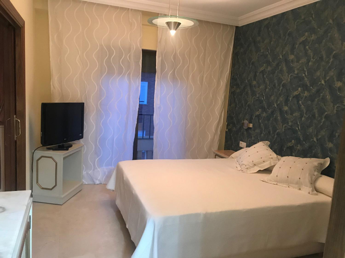 Bedroom 4, Hotel Reina Victoria, Albacete