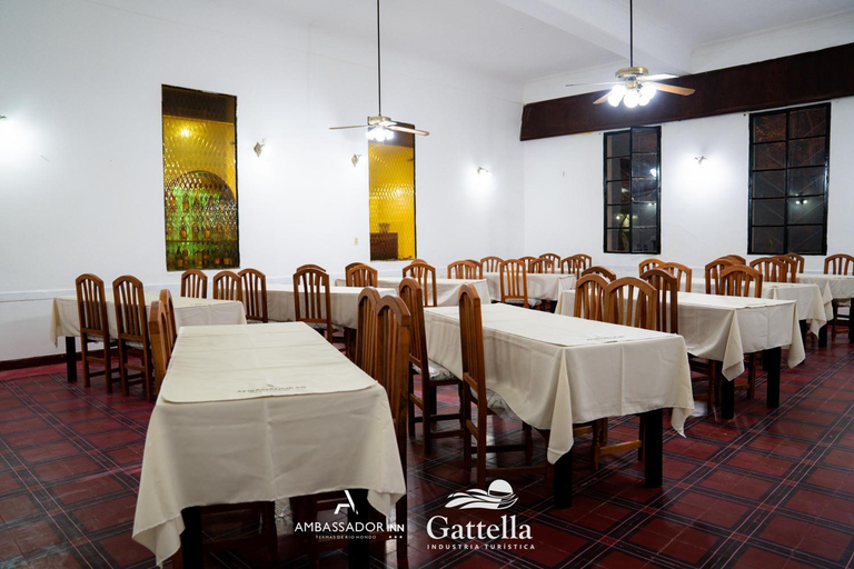 5, Hotel Ambassador Inn, Rió Hondo